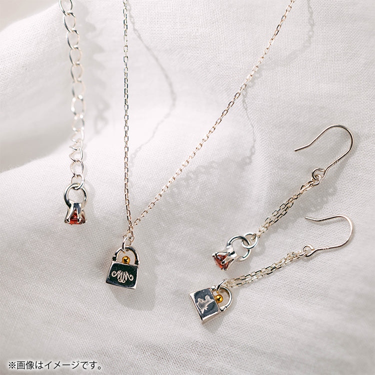 ムーミンママのハンドバッグ シルバーピアス