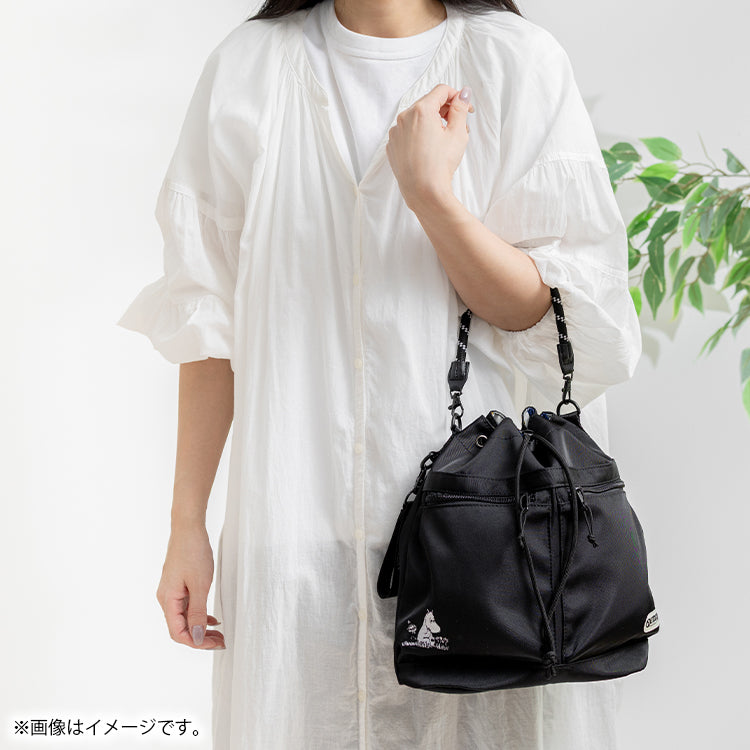 OUTDOOR PRODUCTS 巾着ショルダーバッグ（ムーミン＆リトルミイ）MON703BK-5