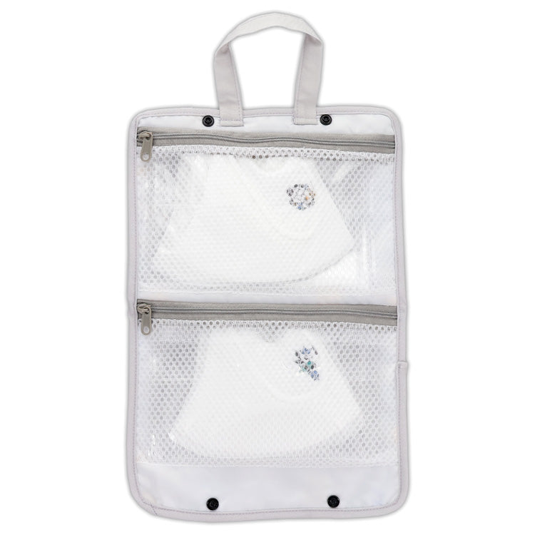Mask set with pouch A002