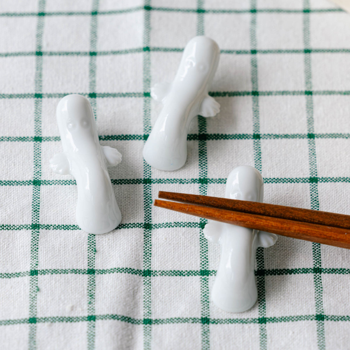 Chopstick rest (Nyoronyoro) MM8504-402