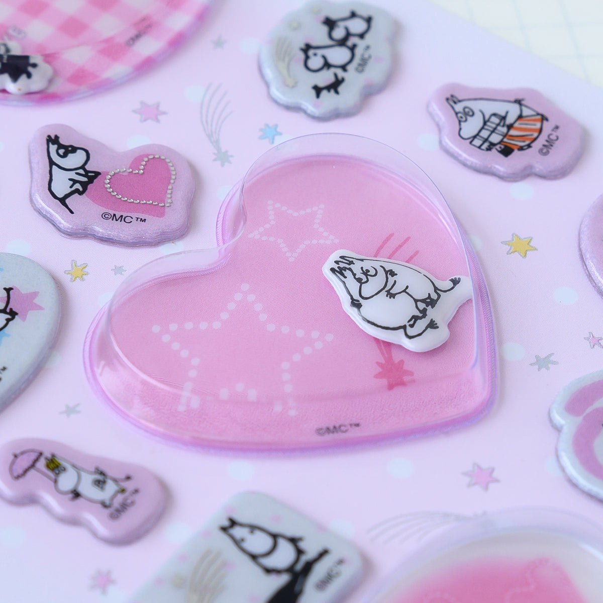 8月上旬頃お届け予定＊カプセル&ラメシール2種セット（LOVE/COMET）＜予約商品＞